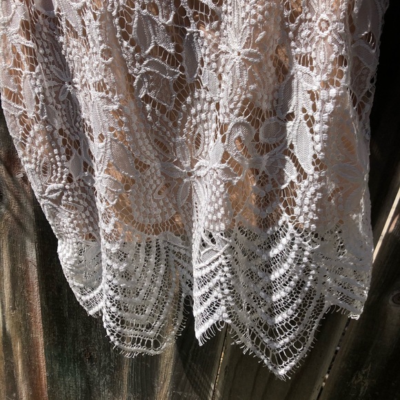 Express - White Lace Tank Top - Size Small Petite - Picture 10 of 15